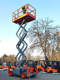 Saksinostimet 2018  Skyjack SJ6826 RT (6)