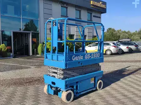 Scissors Lifts 1997  Genie GS-1930 (3)