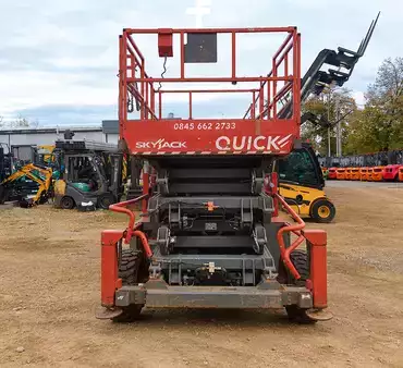Ollós munka emelvény 2016  Skyjack SJ 9250 (5)