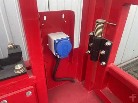 Pracovní plošina s nůžkovým zdvihem 2023  Magni ES0607DC - VORFÜHRGERÄT (13)