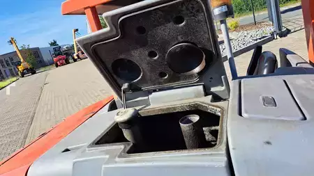 Sitte-på feie- og støvsuging maskiner 2008  Nilfisk CR1200 (9)