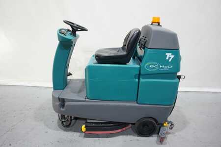 Schuur-zuig-machine 2014  Tennant T7 EcH2O (1)