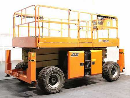 Scherenarbeitsbühne 2018  JLG 330 LRT (1)