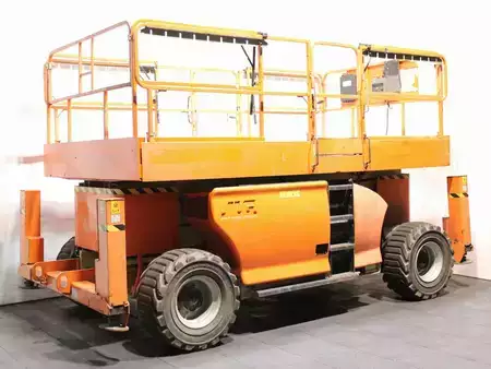 Scherenarbeitsbühne 2012  JLG 3394RT (2)