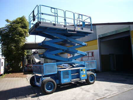 Scissor lift 2001 Upright LX41E (1)