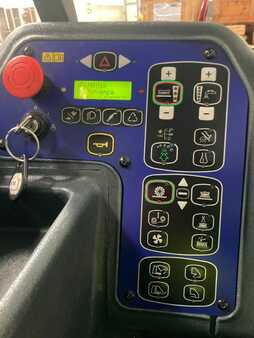 Kehrmaschine 2016  Nilfisk CS 7000 (6)