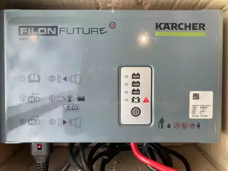 Kehrsaugmaschine 2024  Kärcher KM 100/120 R Bp Pack (10)