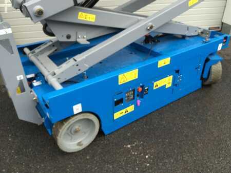 Levantamento tesoura 2025  Genie GS3246 (6)