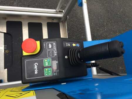 Unipersonales  Genie GR 15 (3)