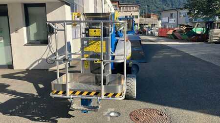 Kloubová pracovní plošina 2021  Genie Z33/18 (2)