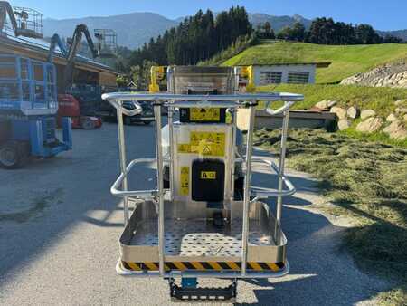 Kloubová pracovní plošina 2023  Genie Z33/18 (5)