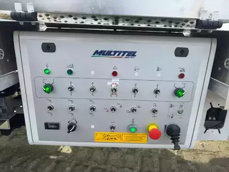 Urządzenia specjalne  Multitel-Pagliero MJE 250 (9)