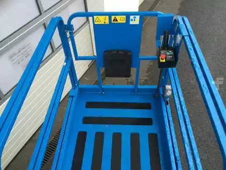 Pracovní plošina s nůžkovým zdvihem 2025  Genie GS3246 (7)