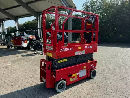 Scherenarbeitsbühne 2026  Magni ES 0807 AC + (2)
