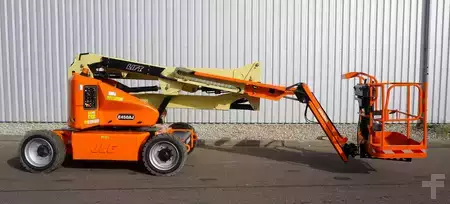 Outro 2012  JLG Gelenkteleskoparbeitsbühne E450AJ (3)