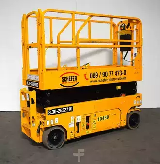 Egyéb 2017  JCB 8.30 (1)