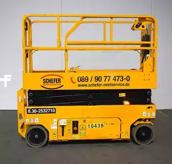 Egyéb 2017  JCB 8.30 (3)