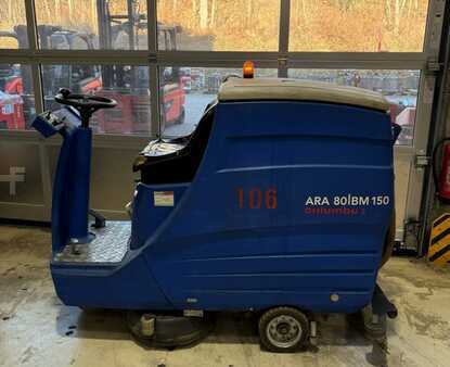 Ride On Vacuum Sweeper 2016  Columbus ARA 80 BM 150 (2)