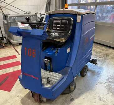 Ride On Vacuum Sweeper 2016  Columbus ARA 80 BM 150 (1)