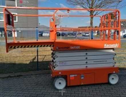 Saksinostimet 2021 Snorkel S4732E (2)