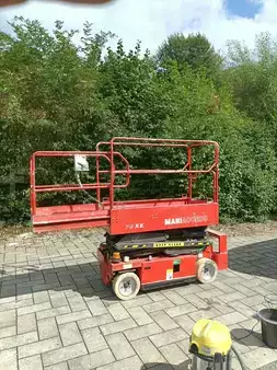 Levantamento tesoura 2002  Manitou 78 XE (1)