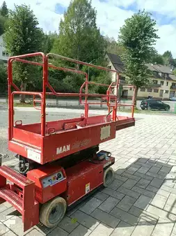 Levantamento tesoura 2002  Manitou 78 XE (3)