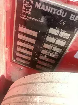 Levantamento tesoura 2002  Manitou 78 XE (6)