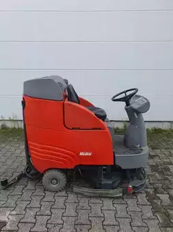 Ride on Scrubber Dryer 2005  Hako B750R (3)
