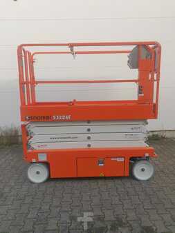 Pracovní plošina s nůžkovým zdvihem 2025  Snorkel S3226E (3)
