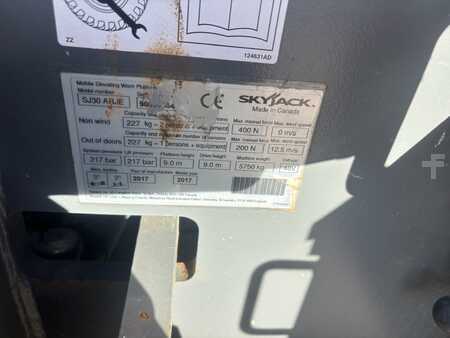 Kloubová pracovní plošina 2017  Skyjack SJ30ARJE 2WD (12)