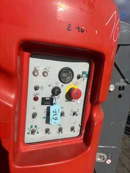 Kloubová pracovní plošina 2017  Skyjack SJ30ARJE 2WD (17)