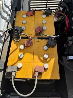 Varredor 2018  Nilfisk SW 4000 Aufstitzkehrmaschine (12)