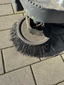 Varredor 2018  Nilfisk SW 4000 Aufstitzkehrmaschine (13)