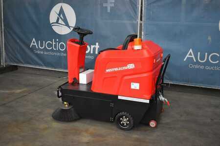 Zit veegmachine 2022  [div] Westfield W-1250 (Schorr) Aufsitzkehrmaschine Neugerät (3)