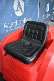 Zit veegmachine 2022  [div] Westfield W-1250 (Schorr) Aufsitzkehrmaschine Neugerät (13)