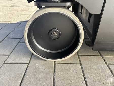 Scherenarbeitsbühne 2017  Airo X14 EW (6)