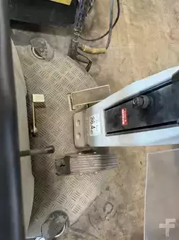 Ride-on fejemaskiner - Nilfisk SR1000S (7)