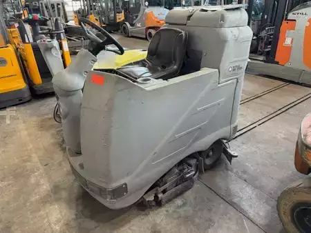Ride-on fejemaskiner - Nilfisk BR 950CS (7)