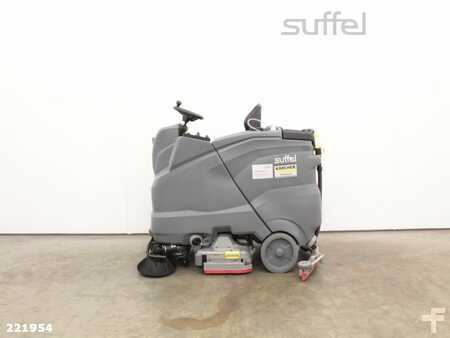 Ride On Vacuum Sweeper 2021  Kärcher B 150 R (1)