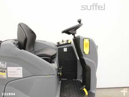 Ride On Vacuum Sweeper 2021  Kärcher B 150 R (4)