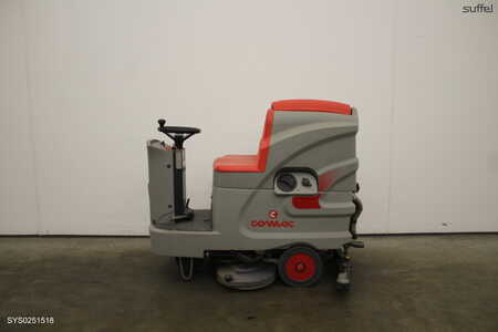 Ride On Vacuum Sweeper 2012  Comac INNOVA 85B (1)