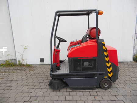 Pedestrian Vacuum Sweeper  Gansow – 140 P (1)