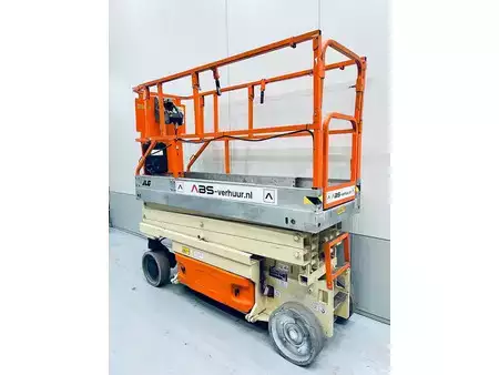 Pracovní plošina s nůžkovým zdvihem 2005  JLG 2030 ES (10)