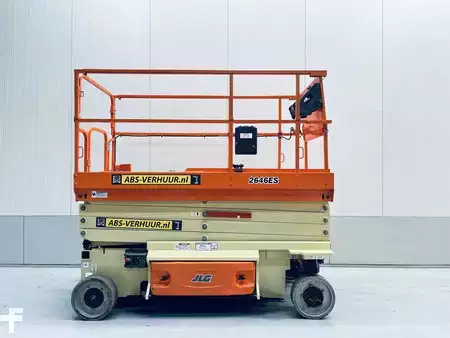 Schaarhoogwerker 2015  JLG 2646ES (1)