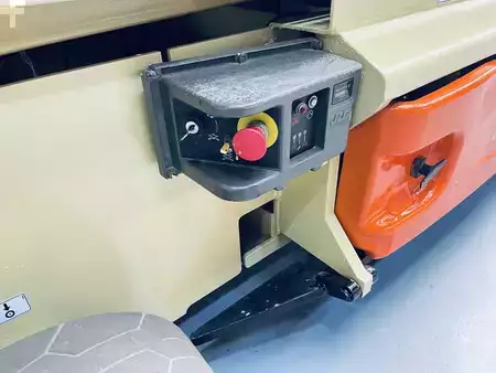 Schaarhoogwerker 2015  JLG 2646ES (2)