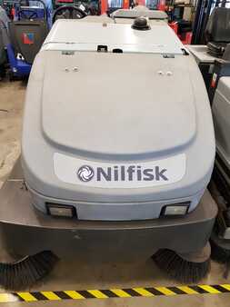 Zametací sací stroj 2012  Nilfisk CR 1200D (5)