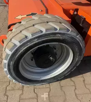 Csukló munka emelvény 2020  JLG E450AJ (11)