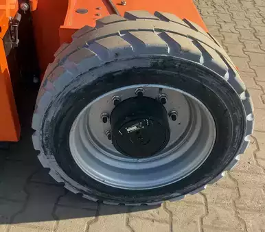 Csukló munka emelvény 2020  JLG E450AJ (14)