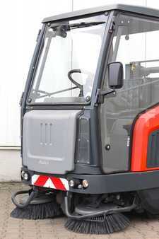 Zamiatarki próżniowe samojezdne 2017  Hako Sweepmaster D1500RH - DIESEL (11)