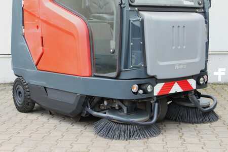 Zamiatarki próżniowe samojezdne 2017  Hako Sweepmaster D1500RH - DIESEL (13)